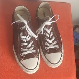 Converse Chuck Taylor All Star Low Top Classic Brown Sneakers